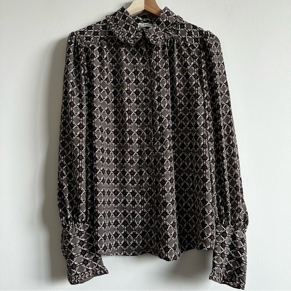 Max Studio Deep Cuff Long Sleeve Blouse - Picture 4 of 11